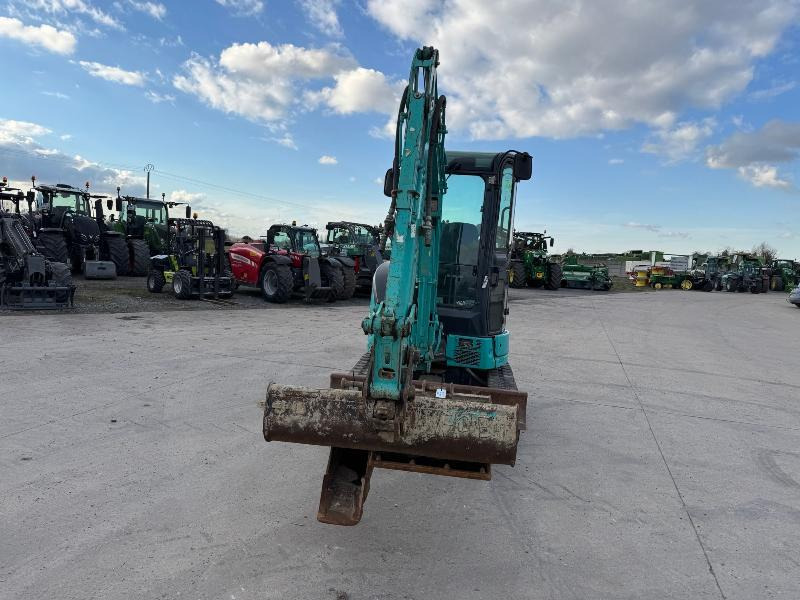 KOBELCO SK 25 SR-6E - Mini escavadeira: foto 5 KOBELCO SK 25 SR-6E - Mini escavadeira: foto 5