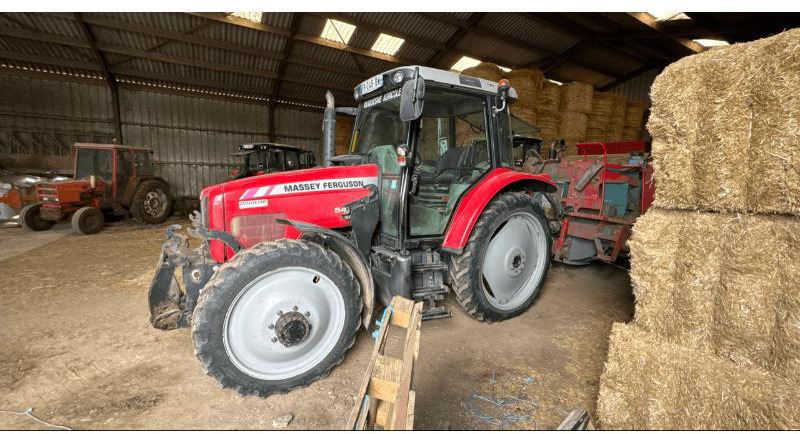 MASSEY-FERGUSON 5460 - Trator: foto 4 MASSEY-FERGUSON 5460 - Trator: foto 4