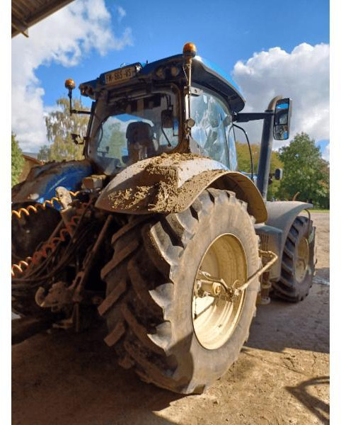 NEW-HOLLAND T7.270 AC - Trator: foto 2 NEW-HOLLAND T7.270 AC - Trator: foto 2