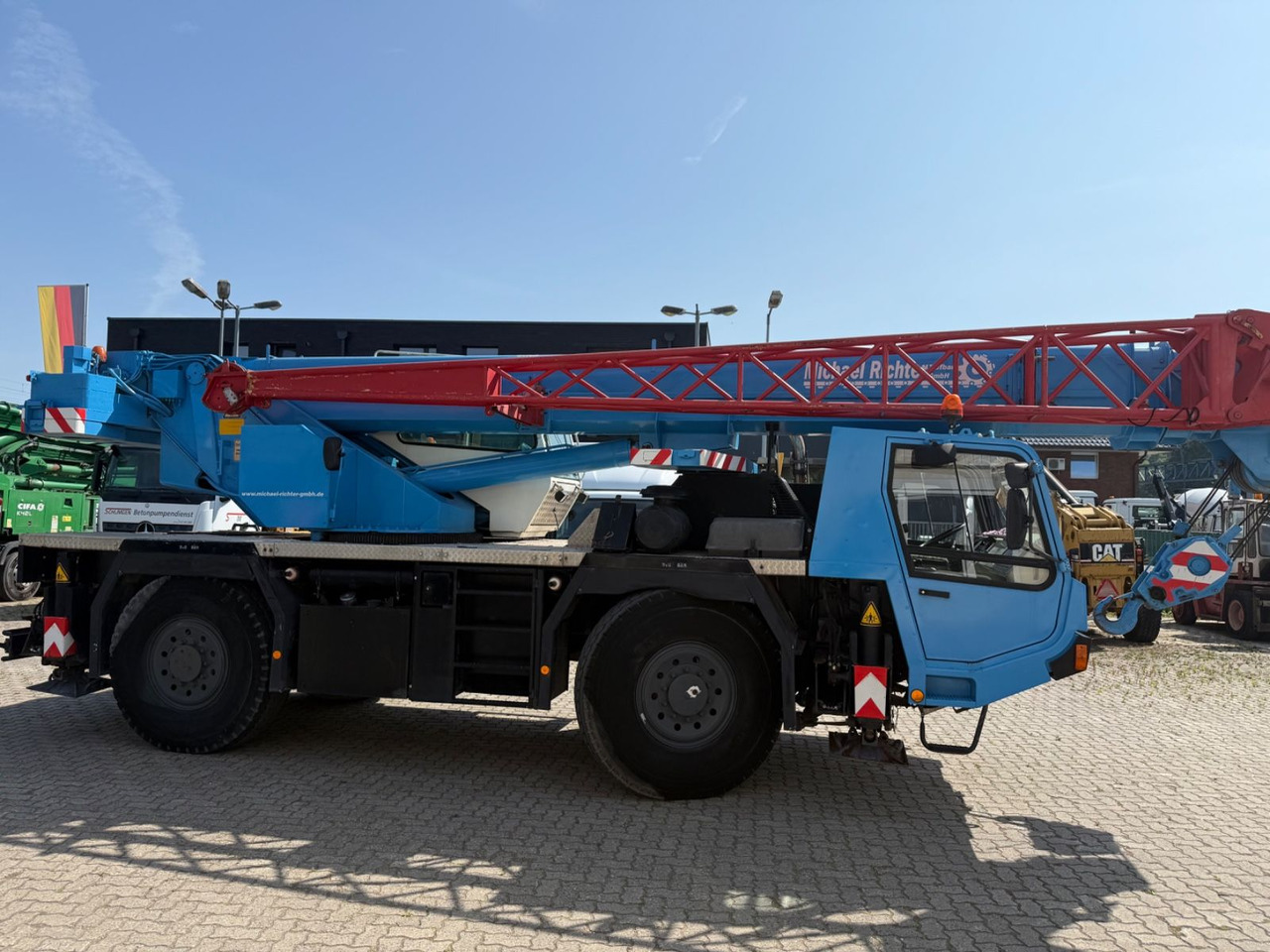 Faun ATF 30-2 30 ton - Camião grua: foto 4 Faun ATF 30-2 30 ton - Camião grua: foto 4