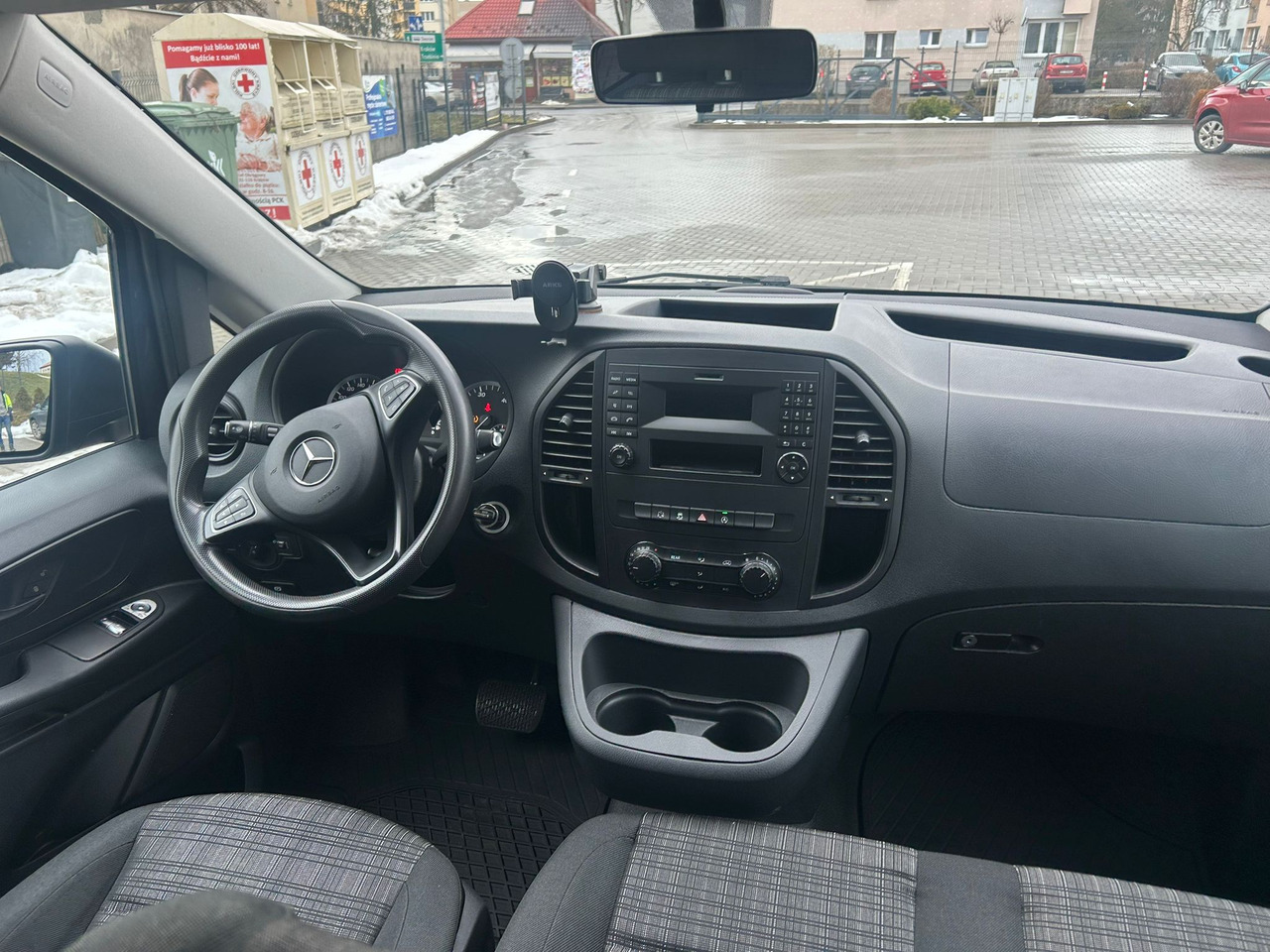 Mercedes-Benz VITO TOURER - Furgão de passageiros: foto 5 Mercedes-Benz VITO TOURER - Furgão de passageiros: foto 5