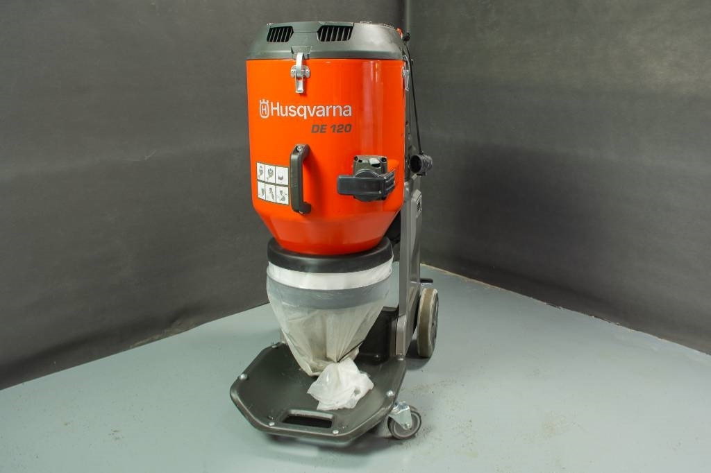 Husqvarna DE120 - Equipamento de climatização industrial: foto 2 Husqvarna DE120 - Equipamento de climatização industrial: foto 2