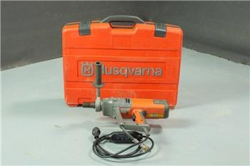 Husqvarna DM230 - Equipamento de construção: foto 1 Husqvarna DM230 - Equipamento de construção: foto 1