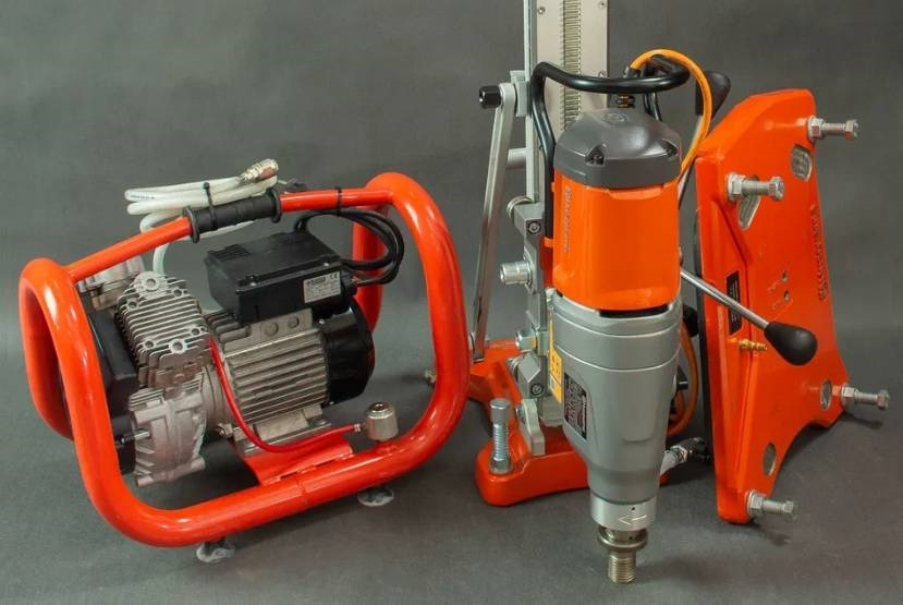 Husqvarna DM430 VP200 - Equipamento de construção: foto 1 Husqvarna DM430 VP200 - Equipamento de construção: foto 1
