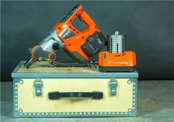 Husqvarna DM540i - Equipamento de construção: foto 1 Husqvarna DM540i - Equipamento de construção: foto 1