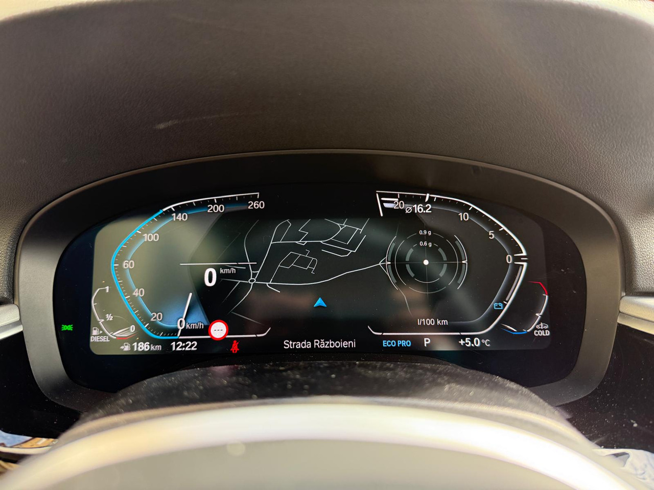 Sedan BMW 520D MILDHYBRID: foto 11