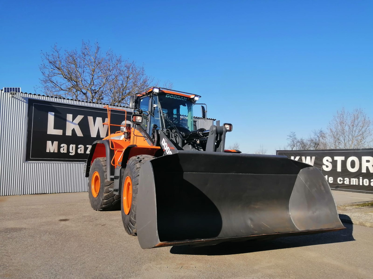Doosan DL 420-5 Front End Loader, TOP!!! - Pá carregadora de rodas: foto 1 Doosan DL 420-5 Front End Loader, TOP!!! - Pá carregadora de rodas: foto 1