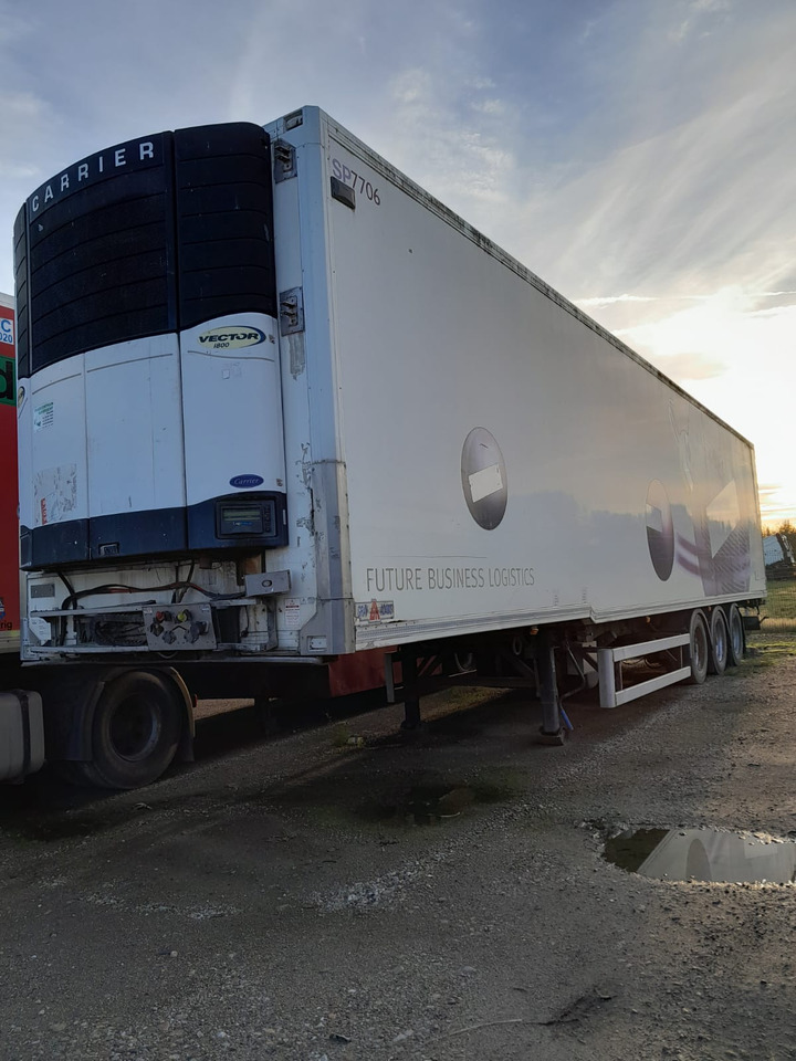 GRAY & ADAMS REFRIGERATED SEMI-TRAILER - Semi-reboque frigorífico: foto 3 GRAY & ADAMS REFRIGERATED SEMI-TRAILER - Semi-reboque frigorífico: foto 3