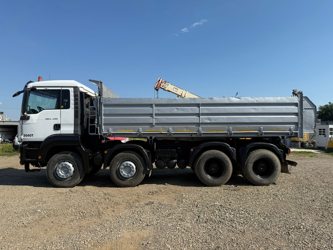 MAN TGS 8X4 Tipper - Camião basculante: foto 3 MAN TGS 8X4 Tipper - Camião basculante: foto 3