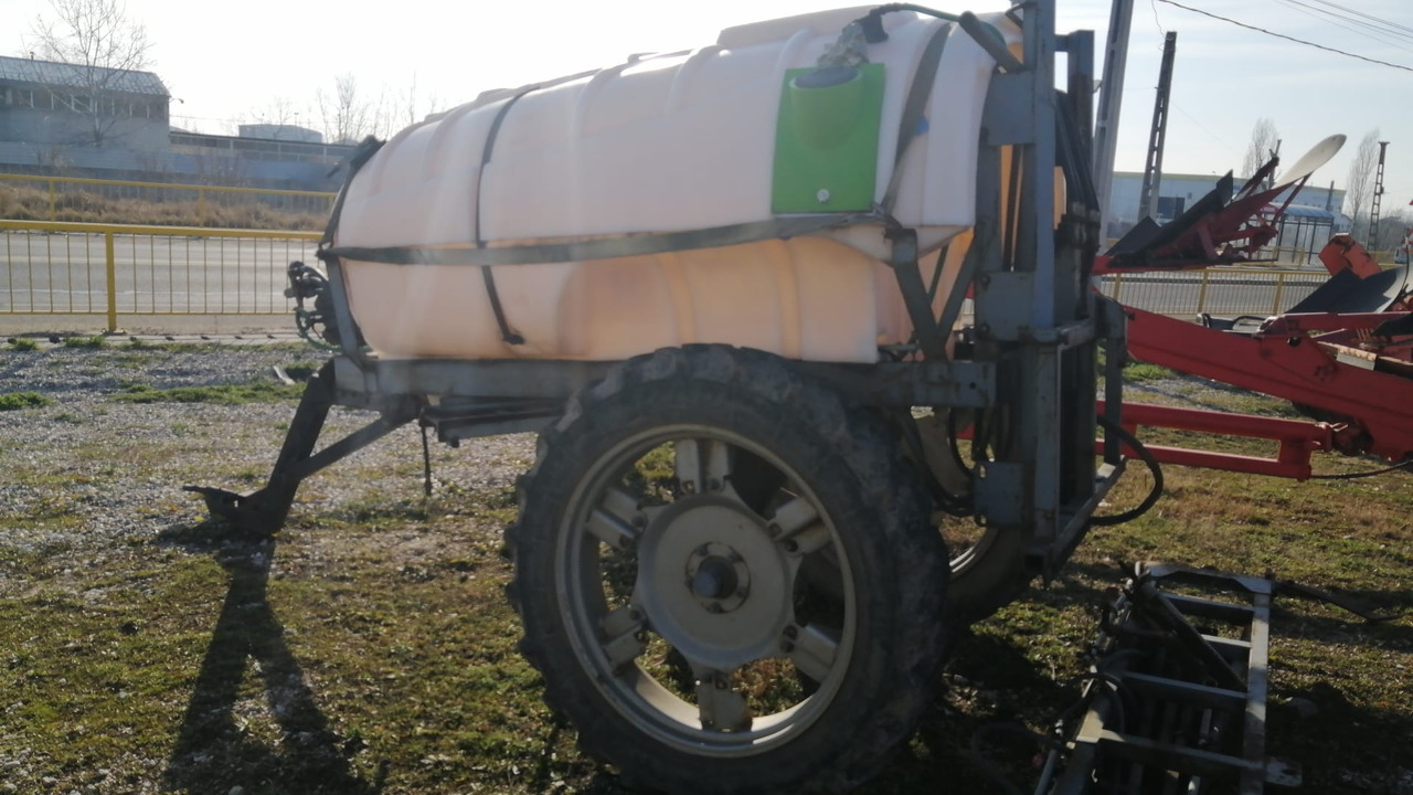 MET Wirax Sprayer 2000 - Pulverizador de arrastar: foto 1 MET Wirax Sprayer 2000 - Pulverizador de arrastar: foto 1