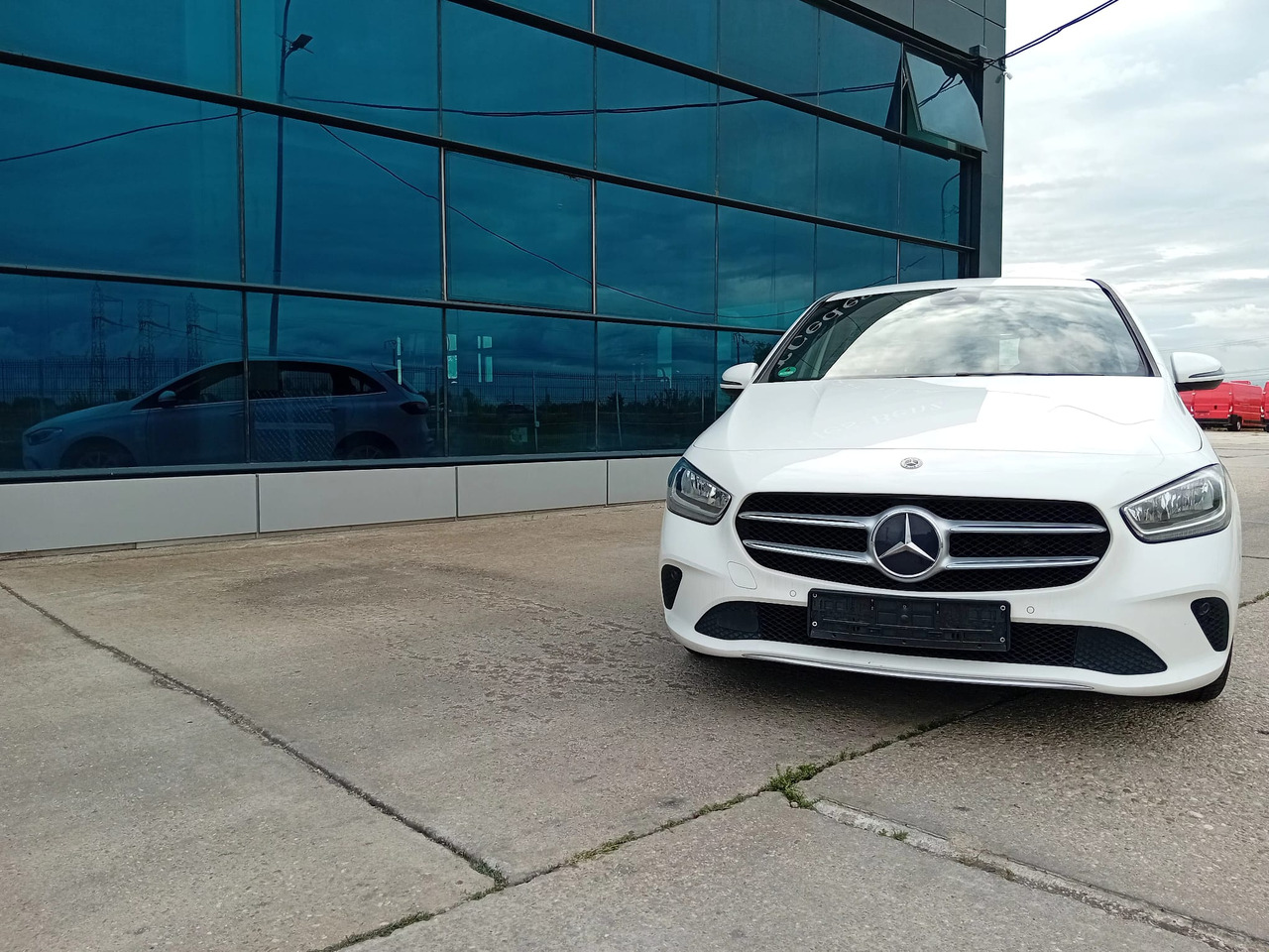 Mercedes-Benz B 180d, TOP !!! - Sedan: foto 3 Mercedes-Benz B 180d, TOP !!! - Sedan: foto 3