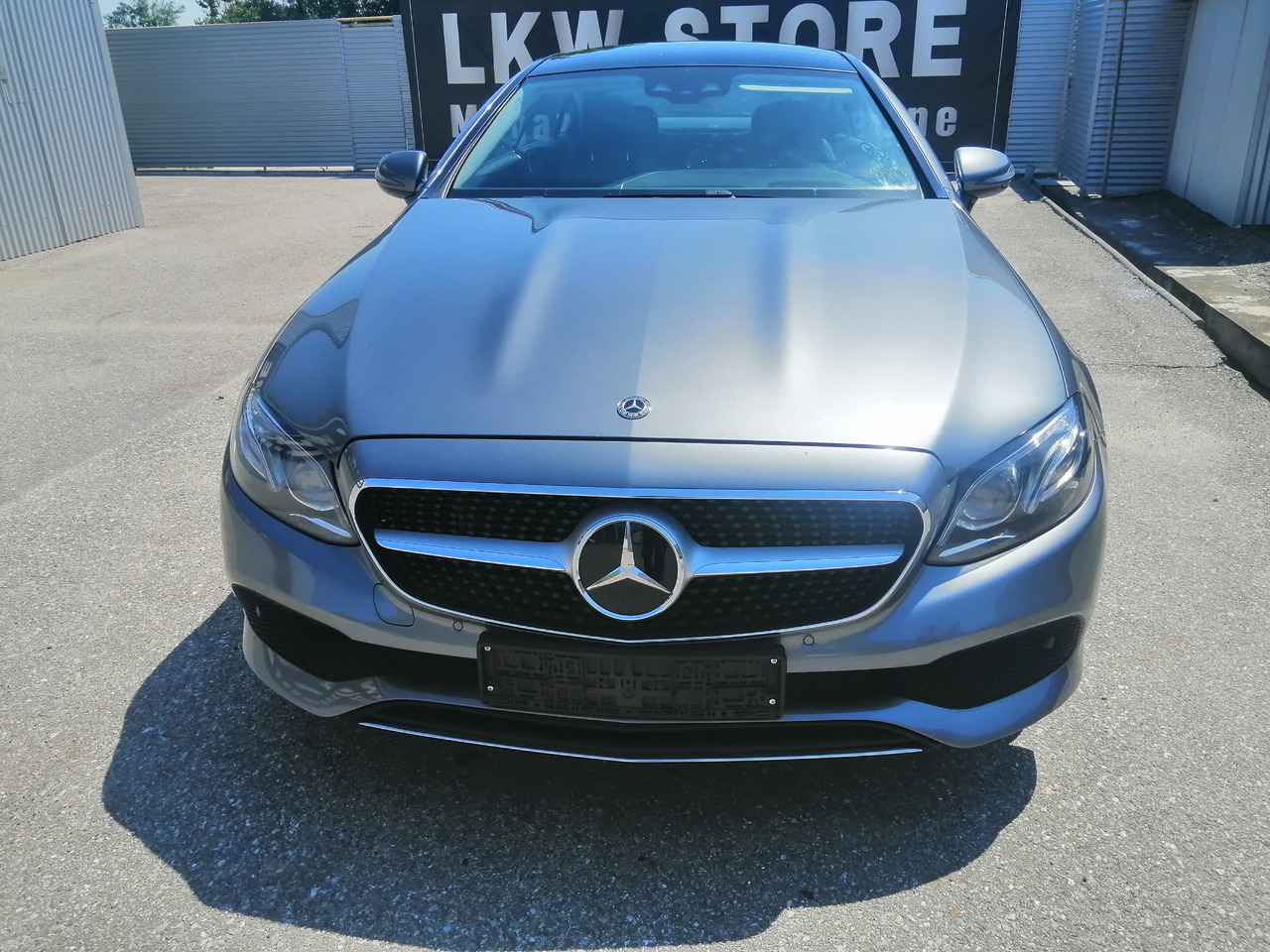 Mercedes Benz E220d Coupe, TOP !!! - Automóvel: foto 2 Mercedes Benz E220d Coupe, TOP !!! - Automóvel: foto 2