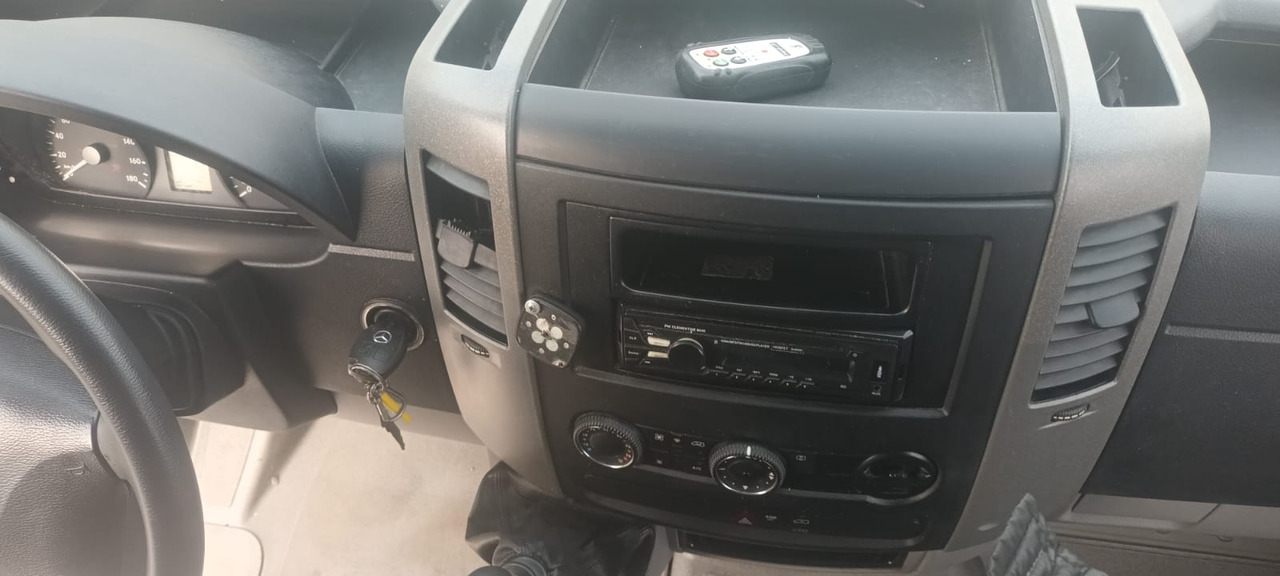 Mercedes Benz Sprinter 316 CDI Euro 6 !!! - Furgão: foto 4 Mercedes Benz Sprinter 316 CDI Euro 6 !!! - Furgão: foto 4