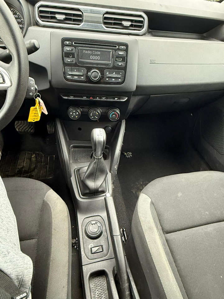 SUV RENAULT DUSTER 4X4: foto 9