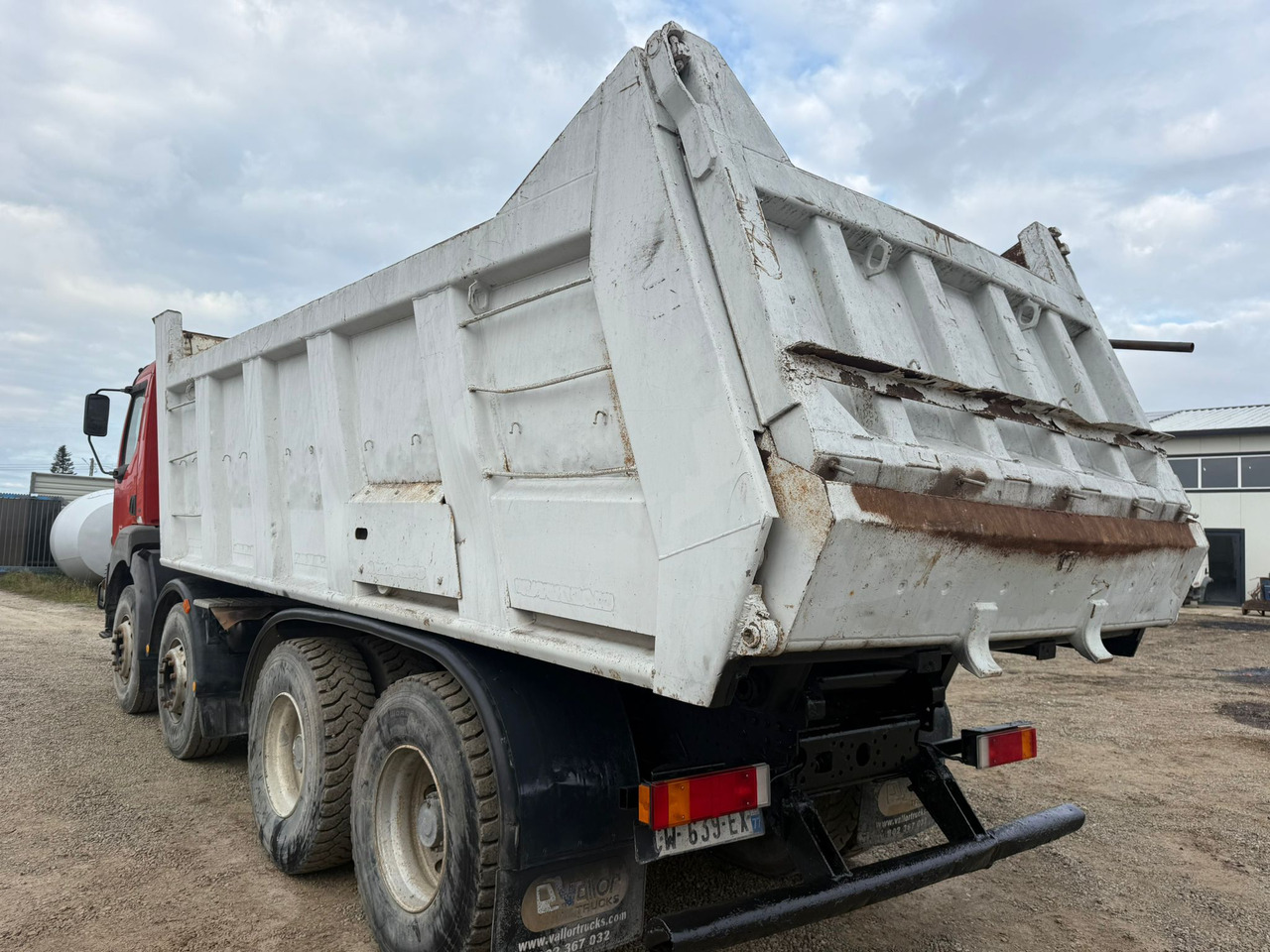 RENAULT KERAX TIPPER - Camião basculante: foto 3 RENAULT KERAX TIPPER - Camião basculante: foto 3