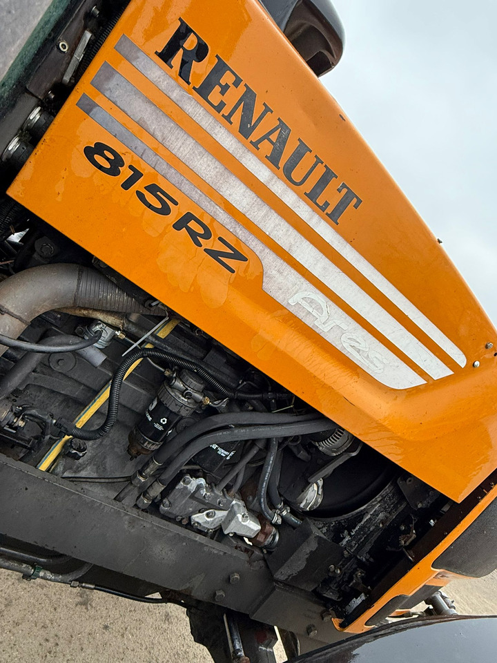 Renault RZ150 - Trator: foto 4 Renault RZ150 - Trator: foto 4