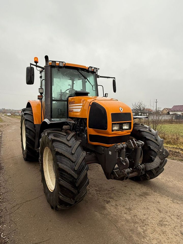 Renault RZ150 - Trator: foto 2 Renault RZ150 - Trator: foto 2