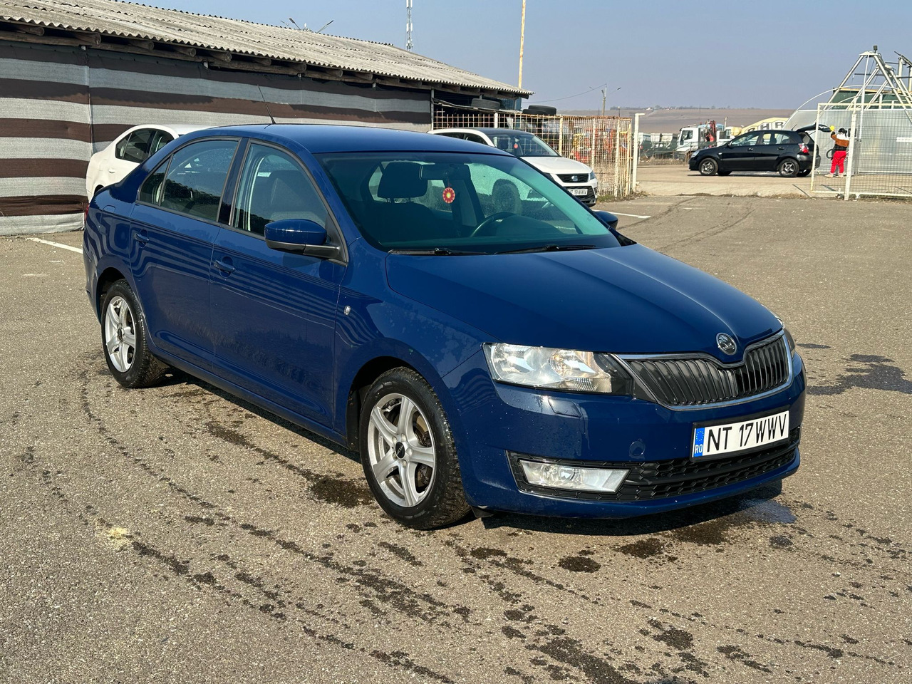 SKODA RAPID - Sedan: foto 3 SKODA RAPID - Sedan: foto 3