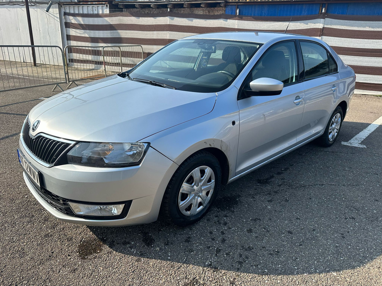 SKODA RAPID - Sedan: foto 1 SKODA RAPID - Sedan: foto 1
