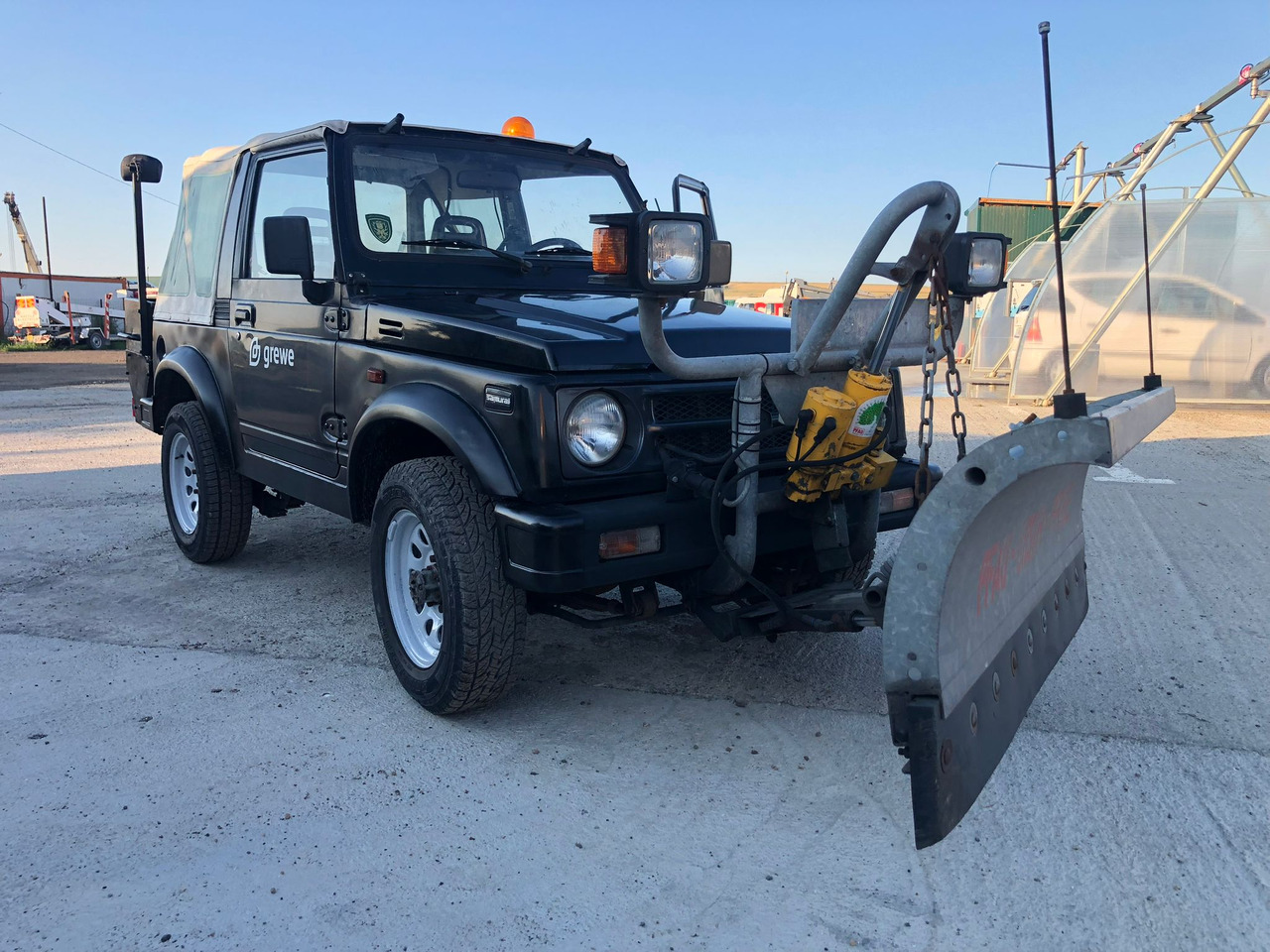 SUZUKI SAMURAI - SUV: foto 1 SUZUKI SAMURAI - SUV: foto 1