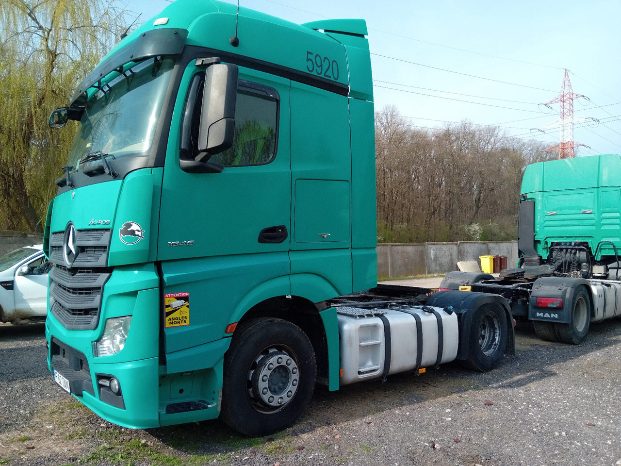 Mercedes-Benz Actros 18.45 - Tractor: foto 2 Mercedes-Benz Actros 18.45 - Tractor: foto 2