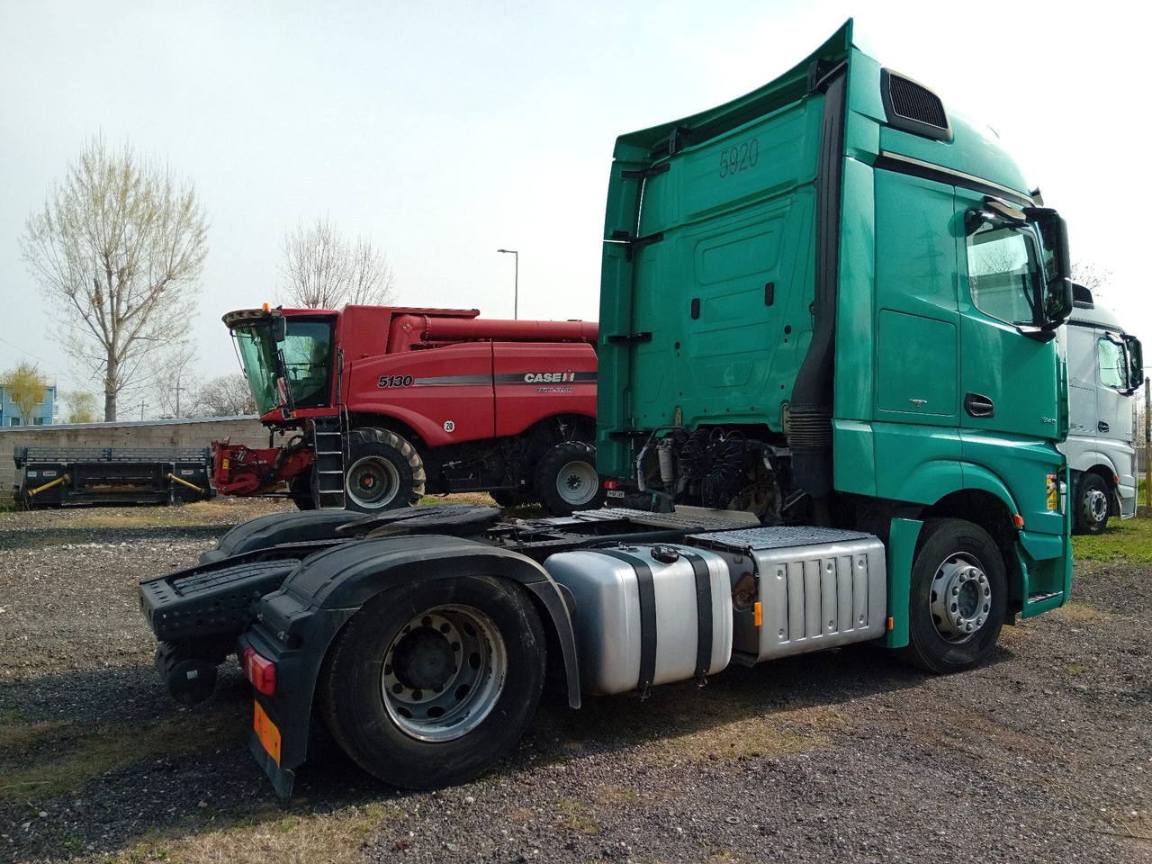 Tractor Mercedes-Benz Actros 18.45: foto 5