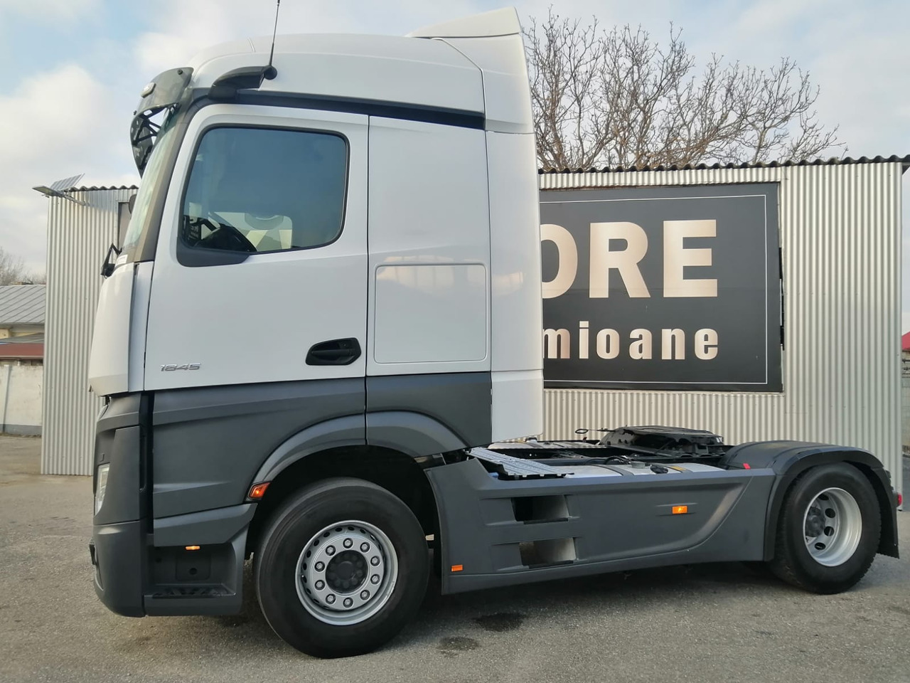 Mercedes-Benz Actros 1845 LS, BIG SPACE, TOP!!! - Tractor: foto 2 Mercedes-Benz Actros 1845 LS, BIG SPACE, TOP!!! - Tractor: foto 2