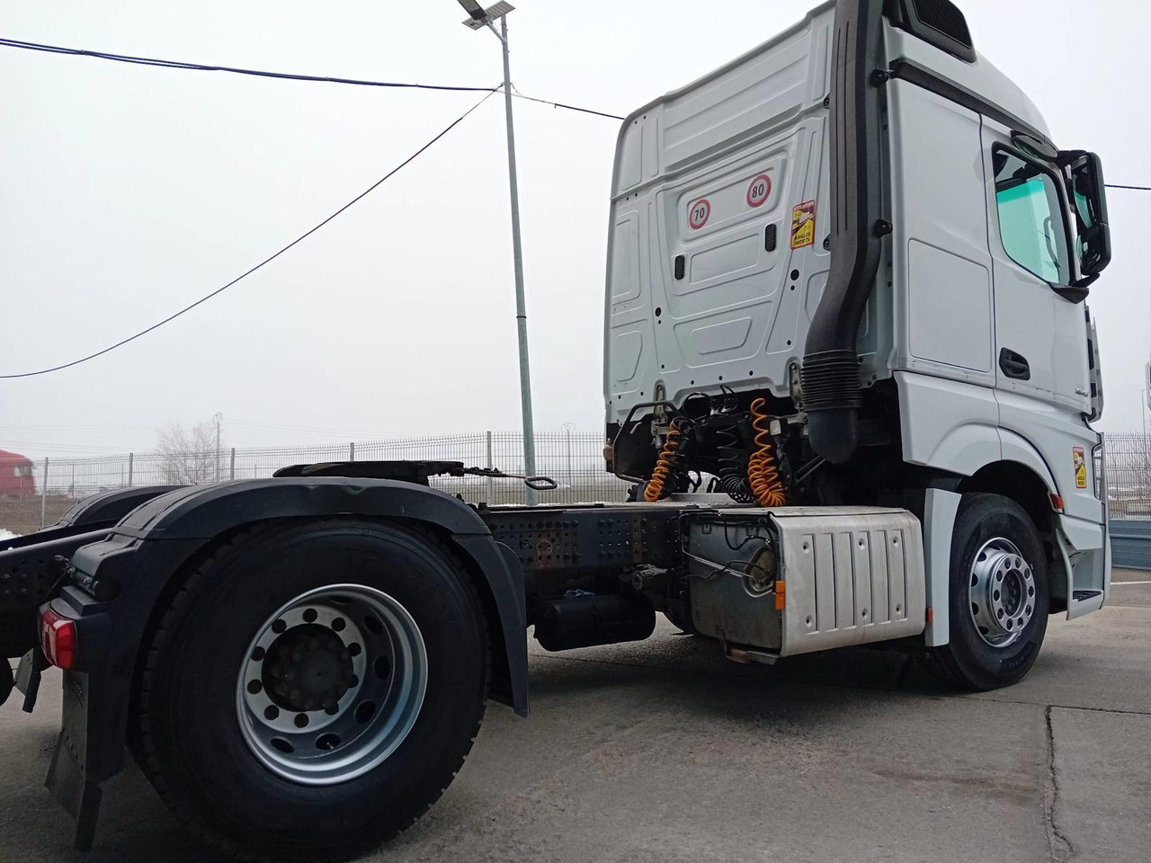 Mercedes-Benz Actros 1845 LS, FULL ADR+PTO, STANDKLIMA, TOP !!! - Tractor: foto 4 Mercedes-Benz Actros 1845 LS, FULL ADR+PTO, STANDKLIMA, TOP !!! - Tractor: foto 4