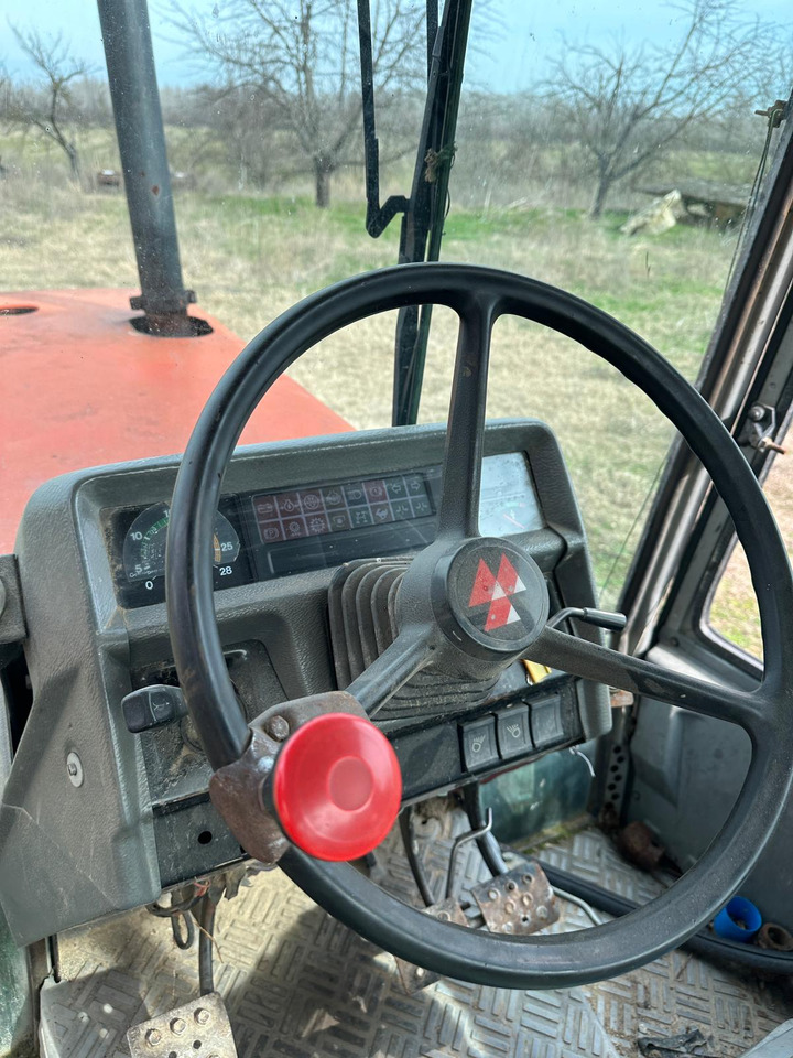 Tractor agricol Massey Ferguson 3655 - Trator: foto 4 Tractor agricol Massey Ferguson 3655 - Trator: foto 4
