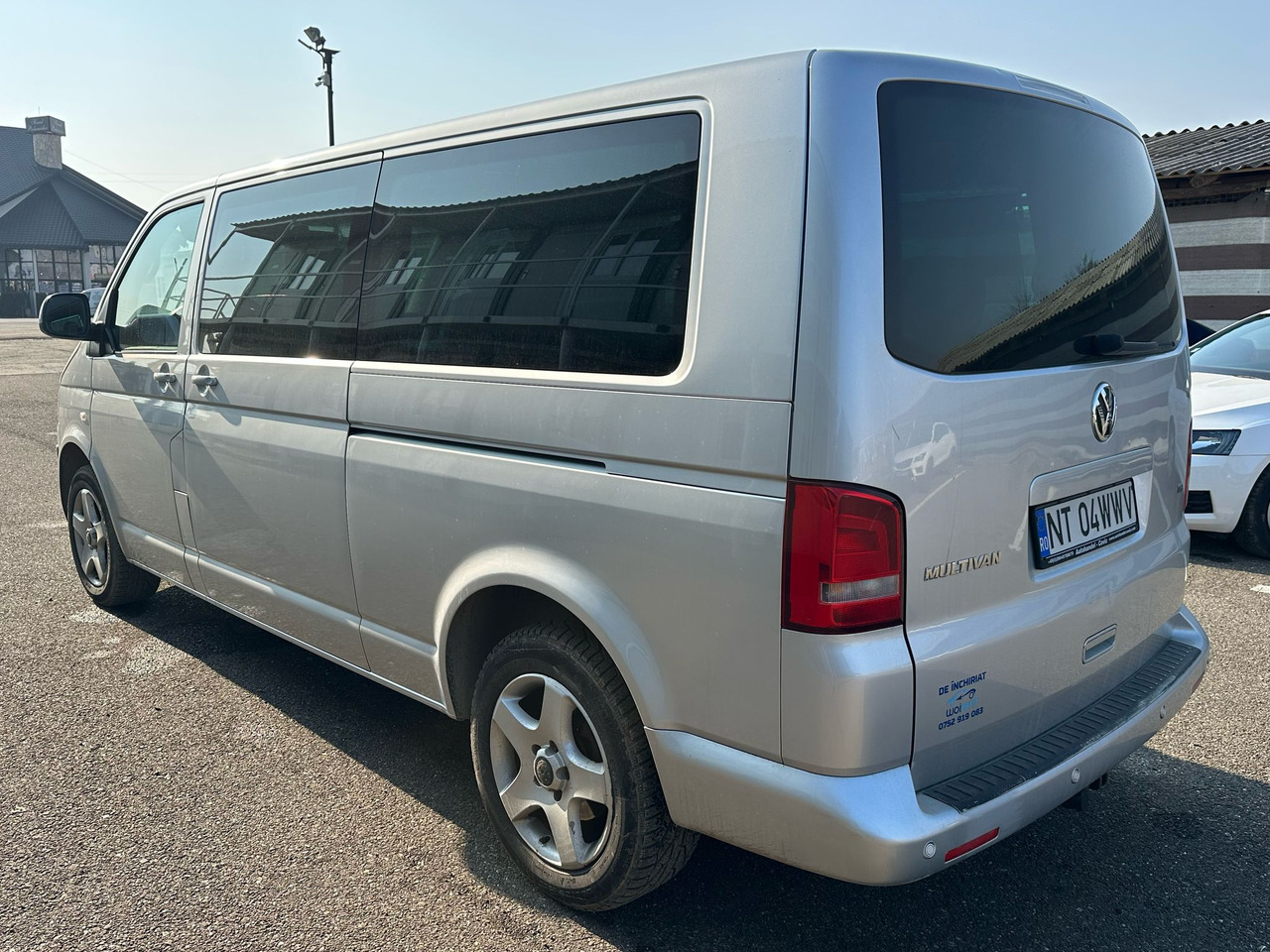 VOLKSWAGEN MULTIVAN - Minibus, Furgão de passageiros: foto 4 VOLKSWAGEN MULTIVAN - Minibus, Furgão de passageiros: foto 4