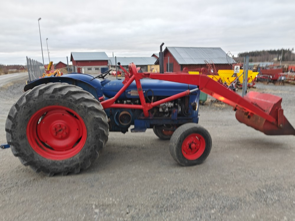 FORDSON Power Major - Trator: foto 4 FORDSON Power Major - Trator: foto 4
