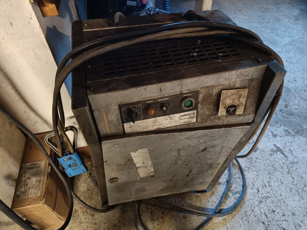 Hyster Electric 30 sähkötrukki - Empilhadeira elétrica: foto 5 Hyster Electric 30 sähkötrukki - Empilhadeira elétrica: foto 5