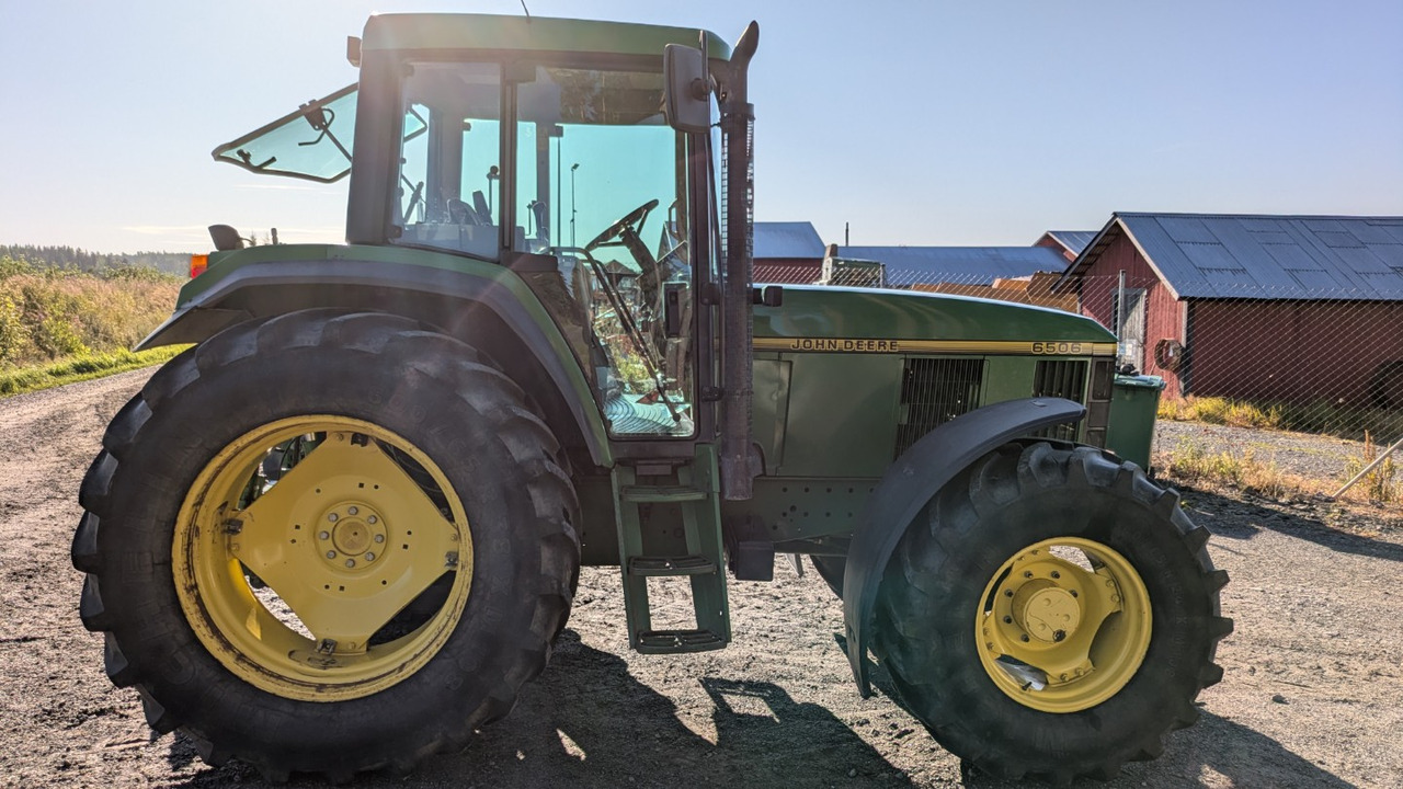 JOHN DEERE 6506, 3800h ajettu, upeakuntoinen kone, katso video! - Trator: foto 4 JOHN DEERE 6506, 3800h ajettu, upeakuntoinen kone, katso video! - Trator: foto 4