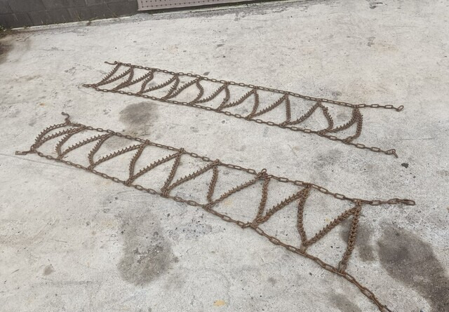 Kuorma-auton piikkiketjupari P250cm, L45cm - Peças de material rodante por Camião: foto 2 Kuorma-auton piikkiketjupari P250cm, L45cm - Peças de material rodante por Camião: foto 2