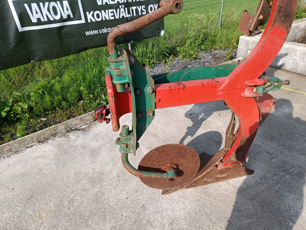 Kverneland E8 paluuauran siipipari 16 tuumainen - Arado: foto 5 Kverneland E8 paluuauran siipipari 16 tuumainen - Arado: foto 5