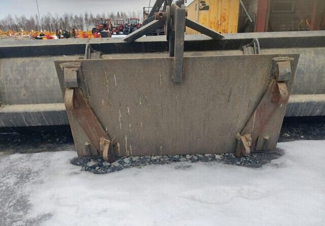 Lumilevy - Puskulevy 350cm - EURO ja 3pistekiinnitys - Lâmina limpa-neves por Máquina agrícola: foto 5 Lumilevy - Puskulevy 350cm - EURO ja 3pistekiinnitys - Lâmina limpa-neves por Máquina agrícola: foto 5