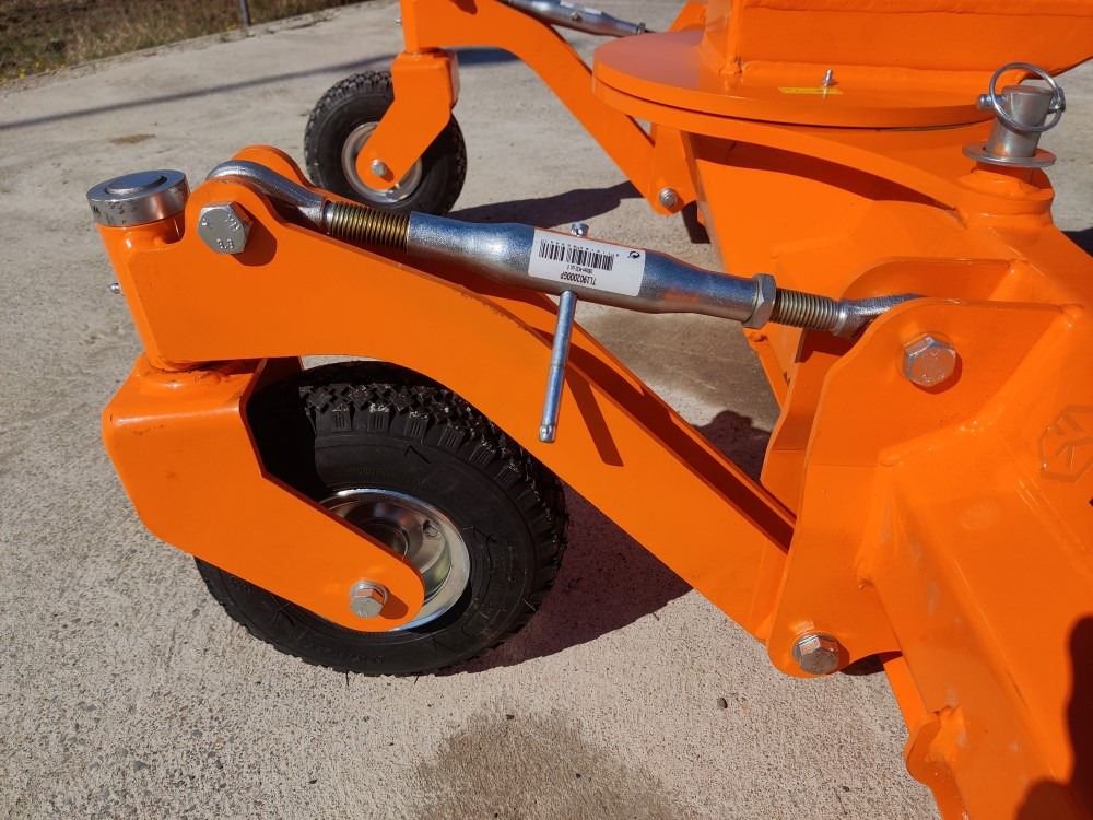 FK Machinery perälevy 160cm Tukipyörillä, terä hardox ura/sileä, kiinnitys CAT1 - Máquina agrícola: foto 4 FK Machinery perälevy 160cm Tukipyörillä, terä hardox ura/sileä, kiinnitys CAT1 - Máquina agrícola: foto 4