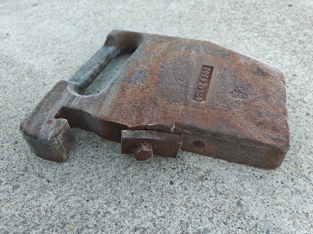 ZETOR Etupainosarja 8kpl - Máquina agrícola: foto 5 ZETOR Etupainosarja 8kpl - Máquina agrícola: foto 5