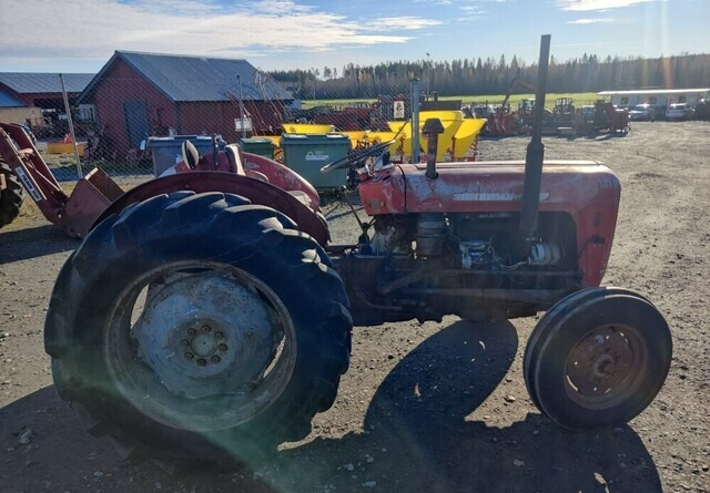 Trator Massey Ferguson 35 - rekisterissä - KATSO VIDEO: foto 6 Trator Massey Ferguson 35 - rekisterissä - KATSO VIDEO: foto 6