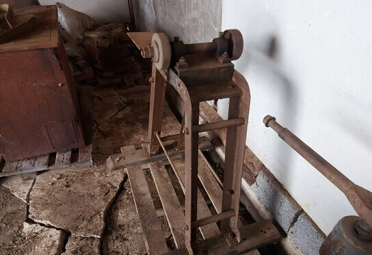 Smirkeli - ilman moottoria - Máquina para metal: foto 2 Smirkeli - ilman moottoria - Máquina para metal: foto 2