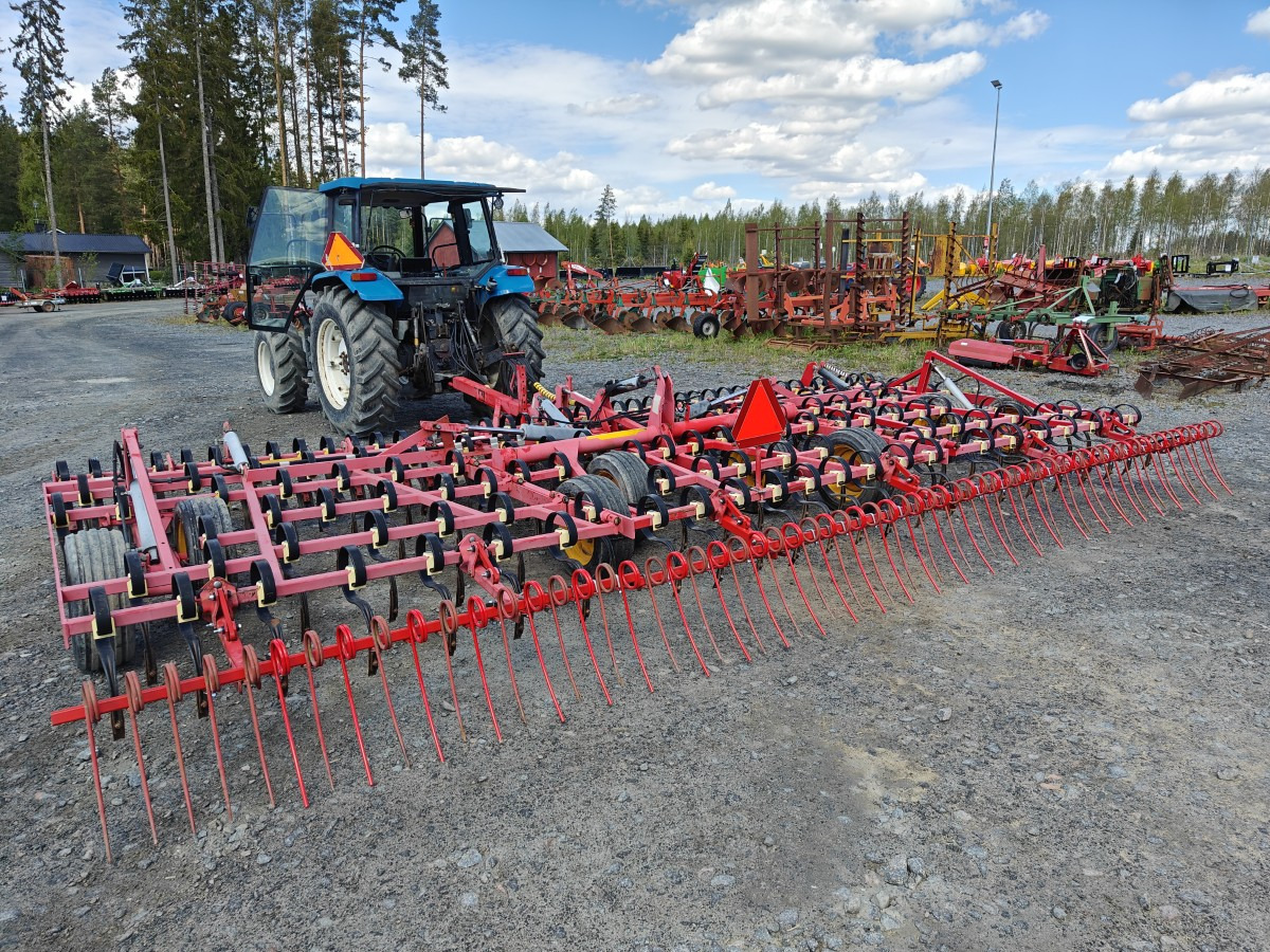 VÄDERSTAD NZE 700cm äes - VIDEO - Grade: foto 2 VÄDERSTAD NZE 700cm äes - VIDEO - Grade: foto 2