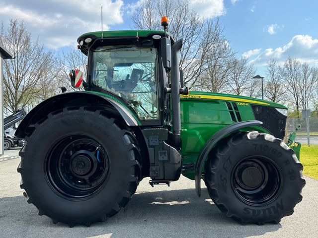 JOHN DEERE 7250R 9L engine AutoPower transmission - Trator: foto 5 JOHN DEERE 7250R 9L engine AutoPower transmission - Trator: foto 5