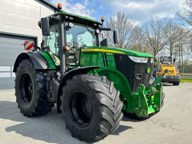 JOHN DEERE 7250R 9L engine AutoPower transmission - Trator: foto 3 JOHN DEERE 7250R 9L engine AutoPower transmission - Trator: foto 3