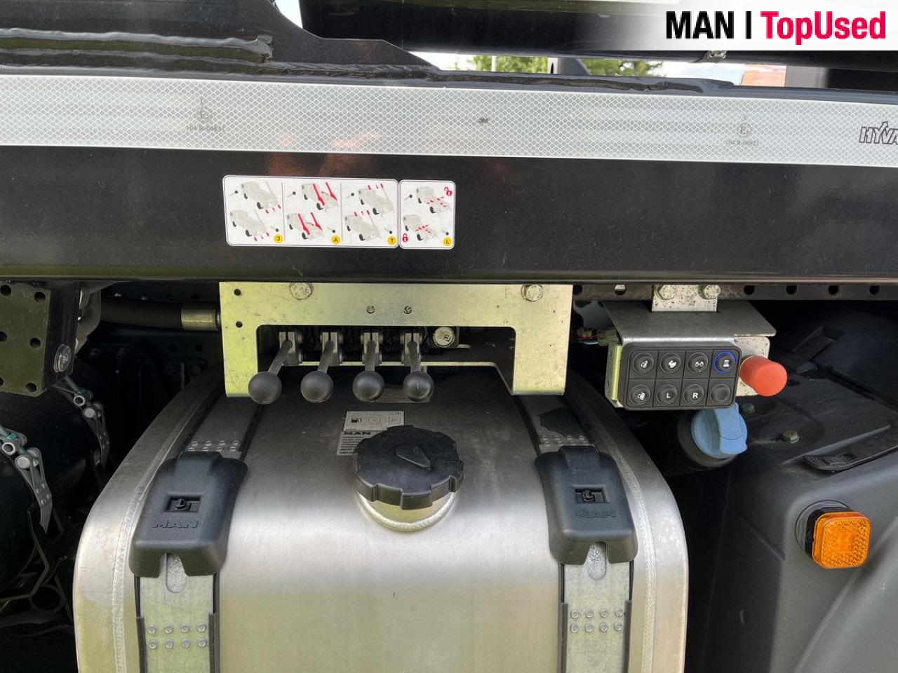 MAN TGS 26.480 6x2/4 BL CH Euro6 Pritarder Klima AHK - Camião multibenne: foto 4 MAN TGS 26.480 6x2/4 BL CH Euro6 Pritarder Klima AHK - Camião multibenne: foto 4