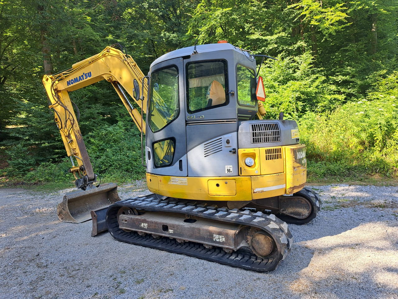 KOMATSU PC 78 new tracks - Escavadora de rastos: foto 1 KOMATSU PC 78 new tracks - Escavadora de rastos: foto 1