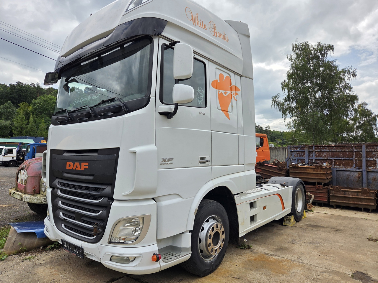 DAF XF 106.510 FOR PARTS ONLY - broken engine - Tractor: foto 1 DAF XF 106.510 FOR PARTS ONLY - broken engine - Tractor: foto 1