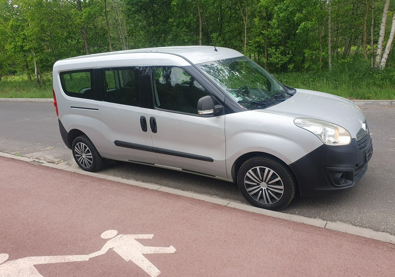 Opel Combo long*combo *doblo* krajówka *fv vat 23%* - Automóvel: foto 4 Opel Combo long*combo *doblo* krajówka *fv vat 23%* - Automóvel: foto 4