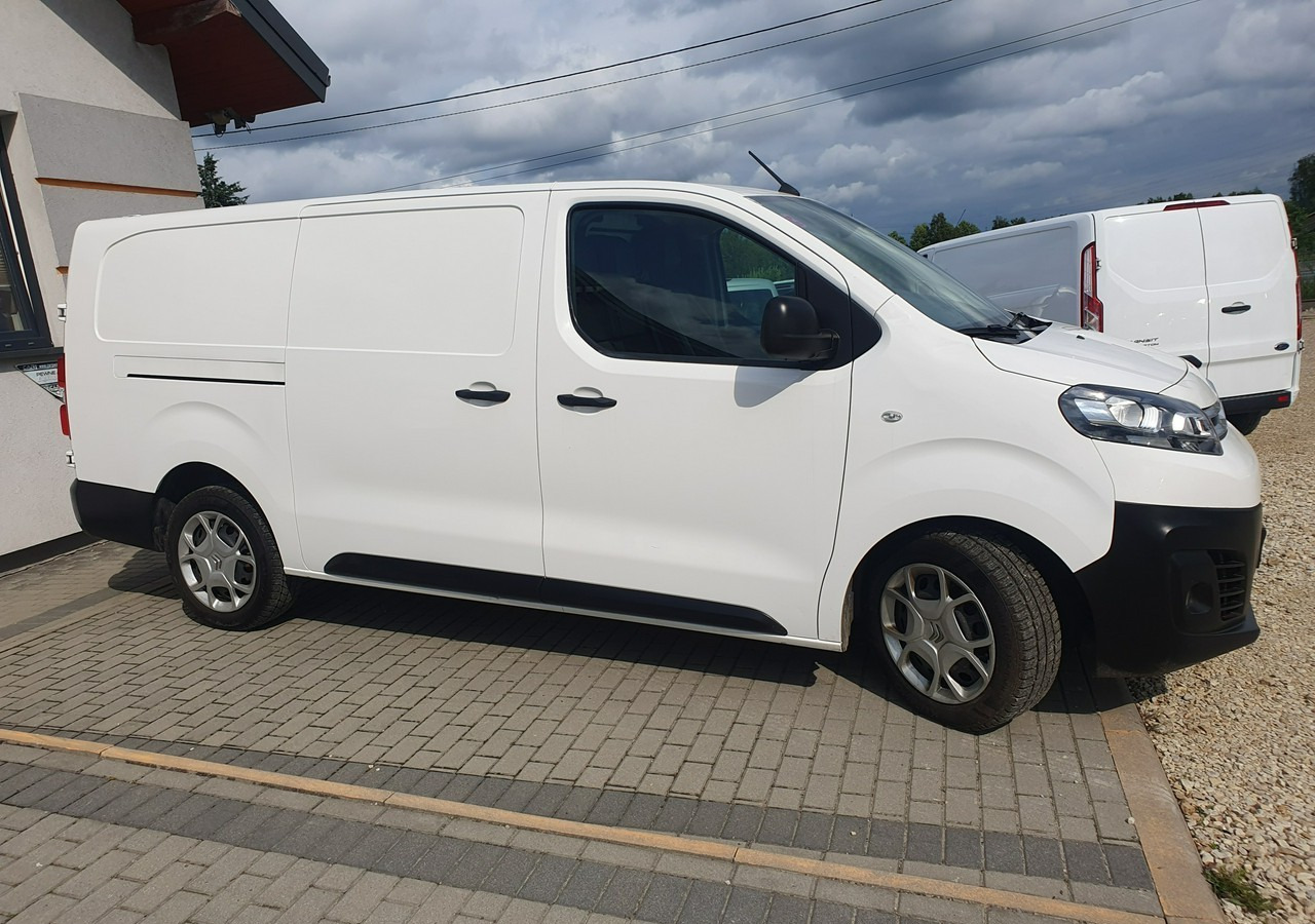 Opel Vivaro 2,0 Diesel | 160 tyś.km | Stan bdb! - Furgão: foto 4 Opel Vivaro 2,0 Diesel | 160 tyś.km | Stan bdb! - Furgão: foto 4