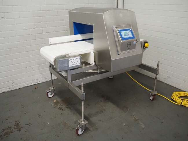 Loma metal detector IQ4 - Equipamento de processamento de alimentos: foto 1 Loma metal detector IQ4 - Equipamento de processamento de alimentos: foto 1