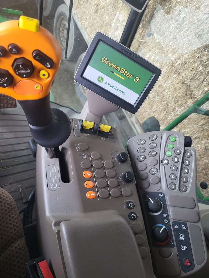 John Deere W540 - Ceifeira debulhadora: foto 5 John Deere W540 - Ceifeira debulhadora: foto 5